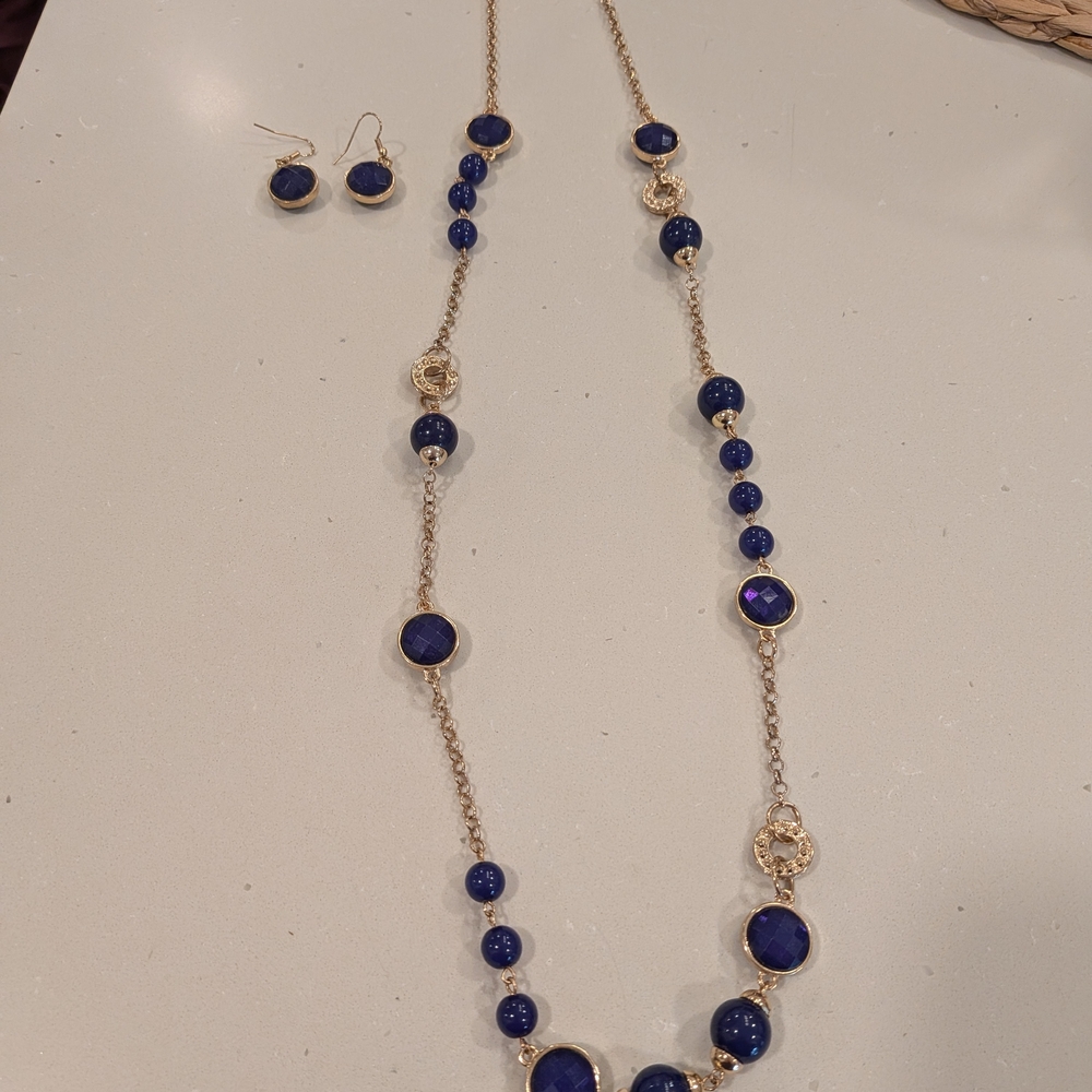 Blue and Gold Necklace And Earrings - Picture 5 of 5